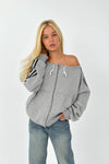Off-Shoulder Zip Hoodie – Sporty Comfort Meets Casual Edge