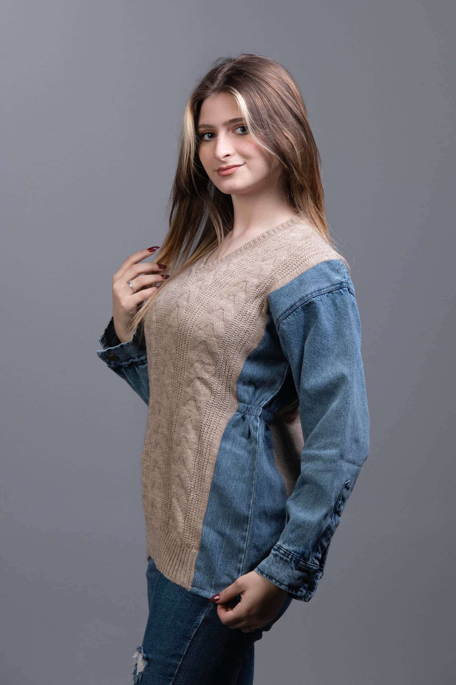 cable-knit Sweater with denim sleeves Brown Side