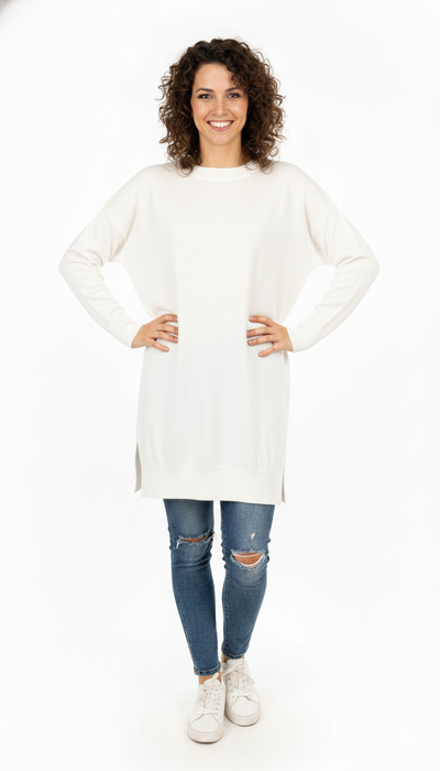 Oversized Basic Knit Sweater – Cozy and Versatile